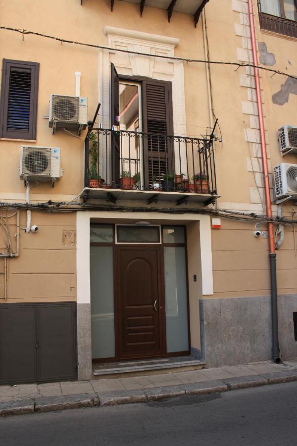 Apartamento Due Cappuccini Palermo Exterior foto